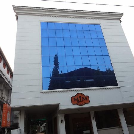 Mjm Plaza Hotel Kochi Exterior photo